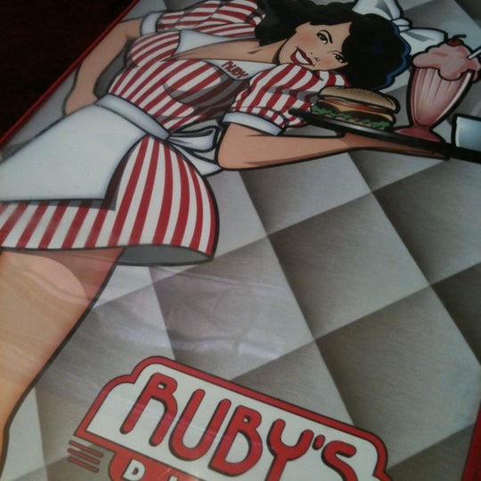 Photo taken at Ruby&#39;s Diner by Vanessa R. on 4/17/2011