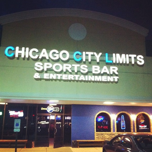 Снимок сделан в Chicago City Limits пользователем Jason B. 4/19/2012