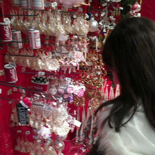 Mia S Christmas Gallery 1078 Boardwalk