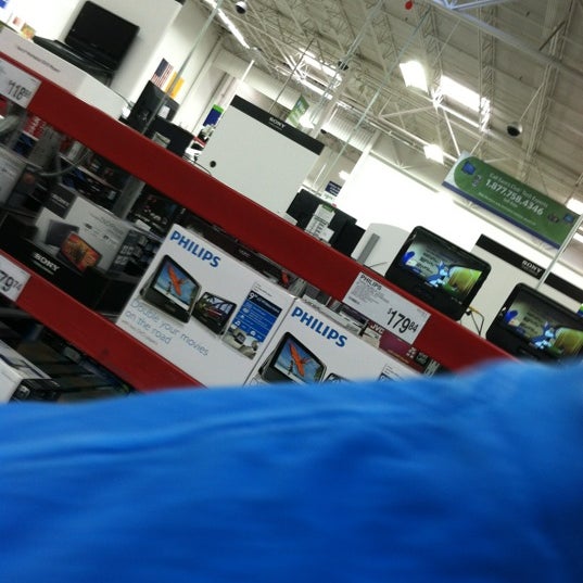 Photos at Sam's Club Warehouse or Wholesale Store in Renaissance