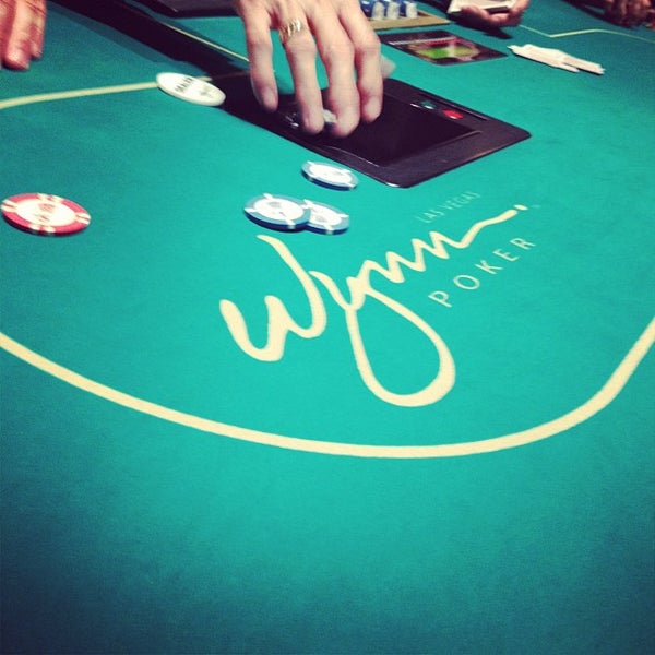 Foto tirada no(a) Wynn Poker Room por Nicholas L. em 7/23/2012
