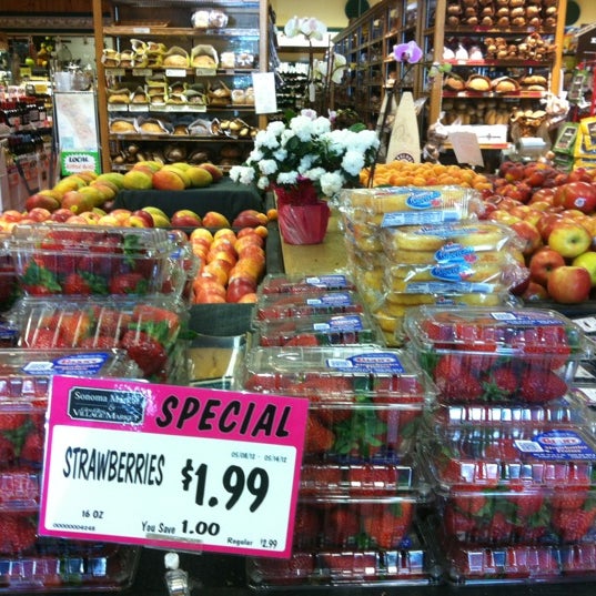 Sonoma Market Sonoma, CA