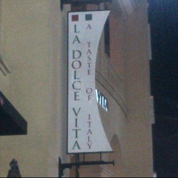 12/27/2011 tarihinde 79009 ad ❥ ا.ziyaretçi tarafından La Dolce Vita &amp; Wok Away'de çekilen fotoğraf
