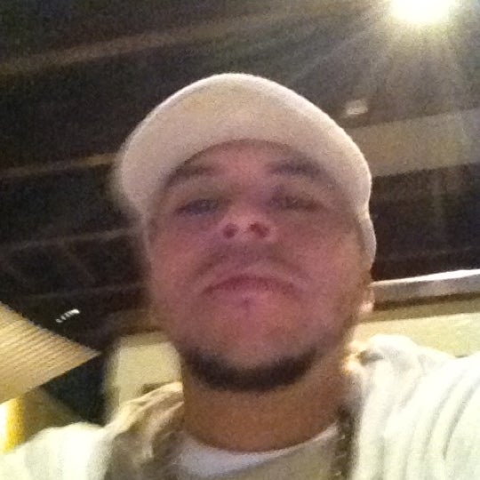 Photo taken at Chili&#39;s Grill &amp; Bar by Freddy C. on 1/21/2012