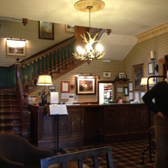 4/19/2012 tarihinde Rene L.ziyaretçi tarafından Cairngorm Hotel'de çekilen fotoğraf