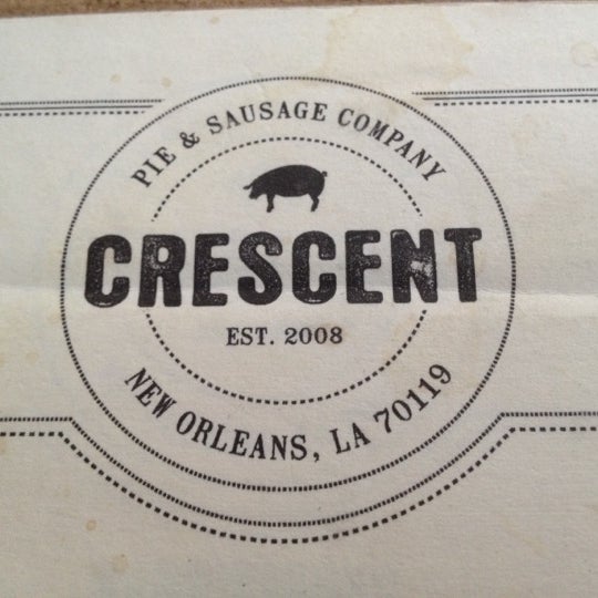 4/15/2012にBryan D.がCrescent Pie &amp; Sausage Companyで撮った写真