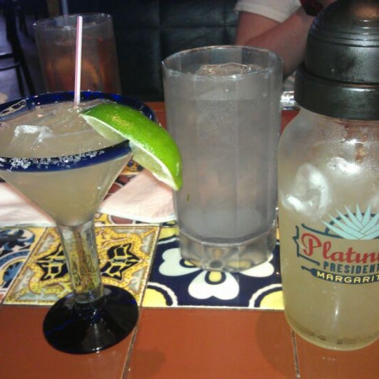 Photo taken at Chili&#39;s Grill &amp; Bar by Silverio V. on 6/8/2012
