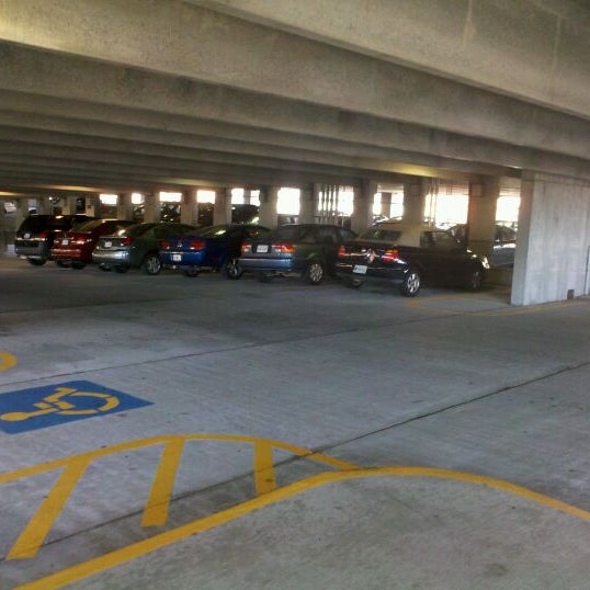 Photos at VCU Bowe St. Parking Deck Carver 1 tip from 114 visitors