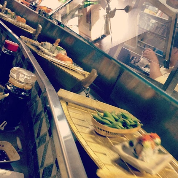 Photo taken at Sushi Umi by Maela on 7/19/2012