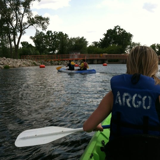 Foto tomada en Argo Canoe Livery  por Mike el 6/3/2012