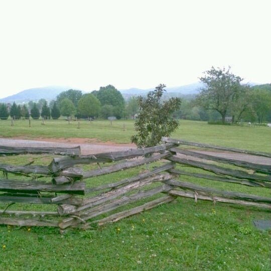 Das Foto wurde bei Great Smoky Mountains Heritage Center von Brian T. am 4/19/2012 aufgenommen