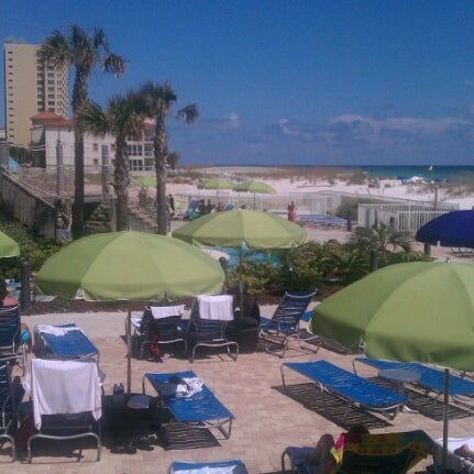 Photo taken at Holiday Inn Resort Pensacola Beach by Rick D. on 9/7/2012
