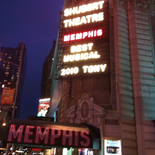 3/31/2012にAnn M.がMemphis - the Musicalで撮った写真