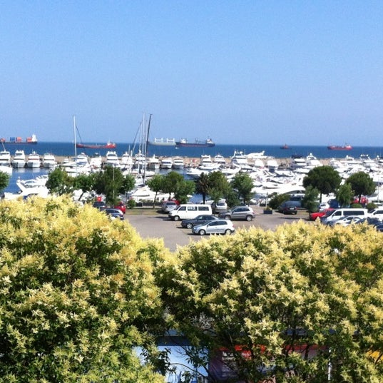 6/25/2012 tarihinde Serkan T.ziyaretçi tarafından Ataköy Marina Hotel'de çekilen fotoğraf
