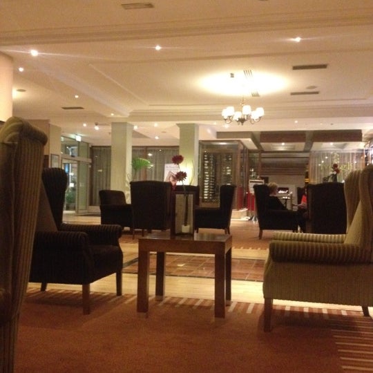4/21/2012にOlivia K.がCamden Court Hotelで撮った写真