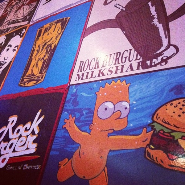 Foto diambil di Rock Burger oleh Paulo O grande 🤴 J. pada 7/31/2012
