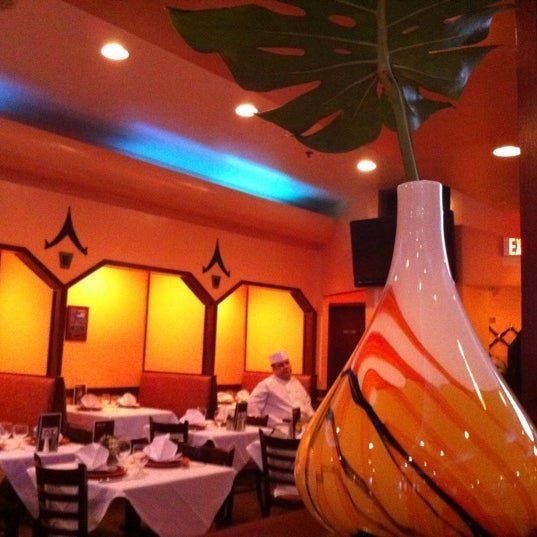 Foto tomada en Montien Boston - Thai Restaurant  por Moo N. el 2/12/2012