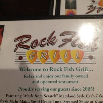 รูปภาพถ่ายที่ Rock Fish Grill โดย SINthia เมื่อ 8/9/2012
