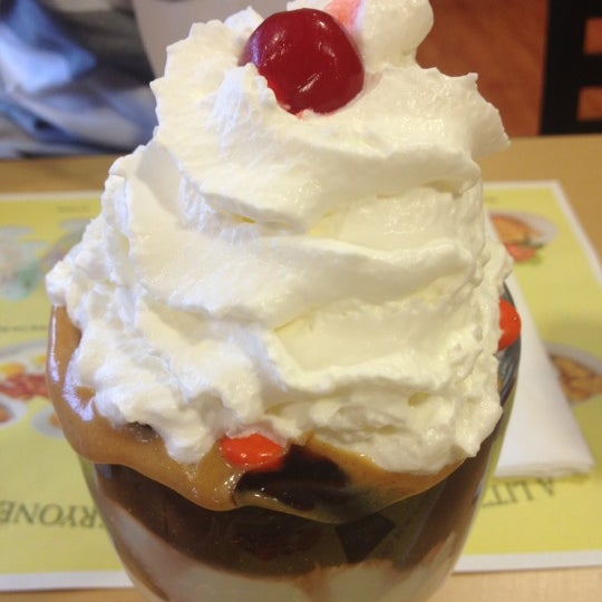 Newport Creamery Ice Cream Shops in Middletown