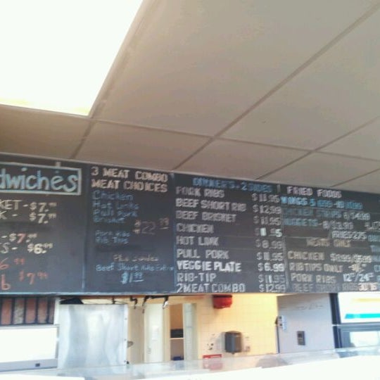 Photos at Jones Brothers BBQ Restaurant Lincoln Park San Diego, CA