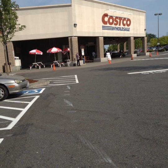 Costco Wholesale Warehouse Store in