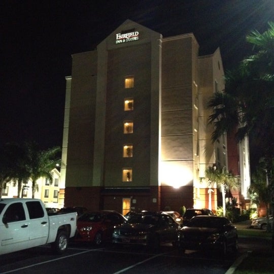 Photo taken at Fairfield Inn &amp; Suites Orlando Near Universal Orlando Resort by Alberto P. on 4/30/2012