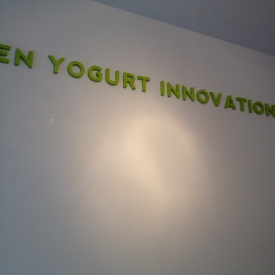 Photo taken at Frozen Yogurt Innovations by Harris C. on 5/26/2012