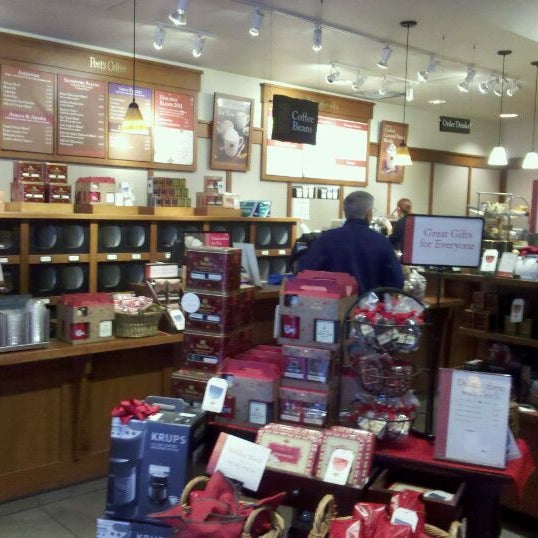 Photo taken at Peet&#39;s Coffee &amp; Tea by Doug S. on 12/18/2011