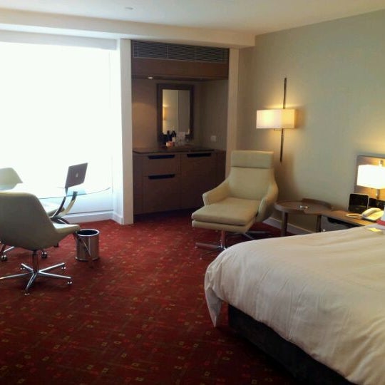 12/27/2011にSim G.がMelbourne Marriott Hotelで撮った写真
