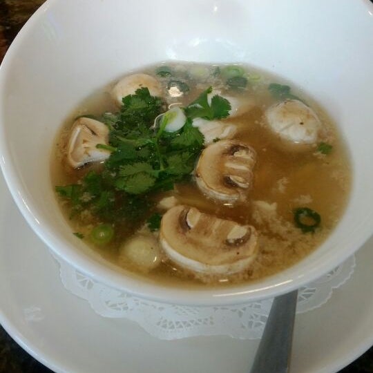 1/5/2012 tarihinde Mike D.ziyaretçi tarafından Thai Dishes'de çekilen fotoğraf