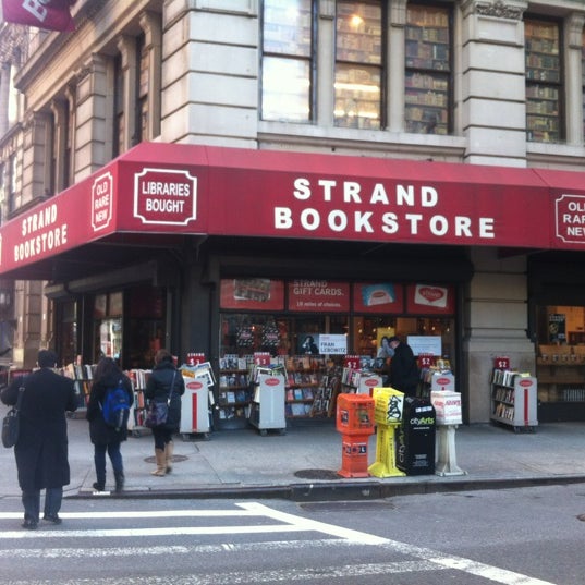 Photo taken at Strand Bookstore by David E. on 1/30/2012