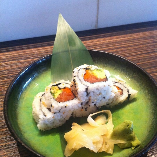 Photo prise au Blade Sushi Lounge @ Fontainebleau par Carol A. le4/14/2012