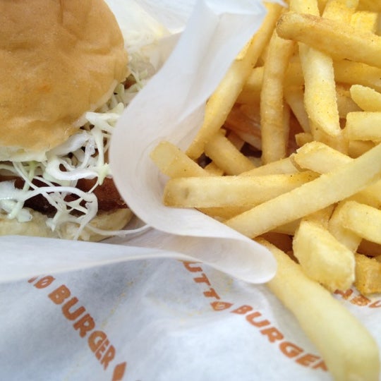 3/21/2012にallanrayがGabutto Burgerで撮った写真