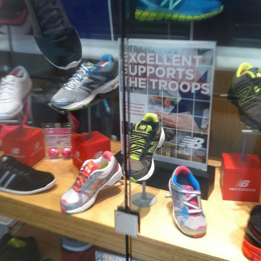 New Balance - 19501 Biscayne Boulevard