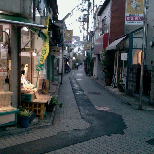 Photos At 荻窪教会通商店街 杉並区 東京都