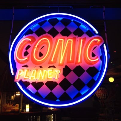 Foto diambil di Comic Planet oleh Alberto d. pada 8/20/2012