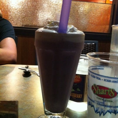 Marionberry pie shake is the best!