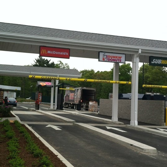 5/8/2012 tarihinde Steph M.ziyaretçi tarafından Milford Service Plaza (Northbound)'de çekilen fotoğraf