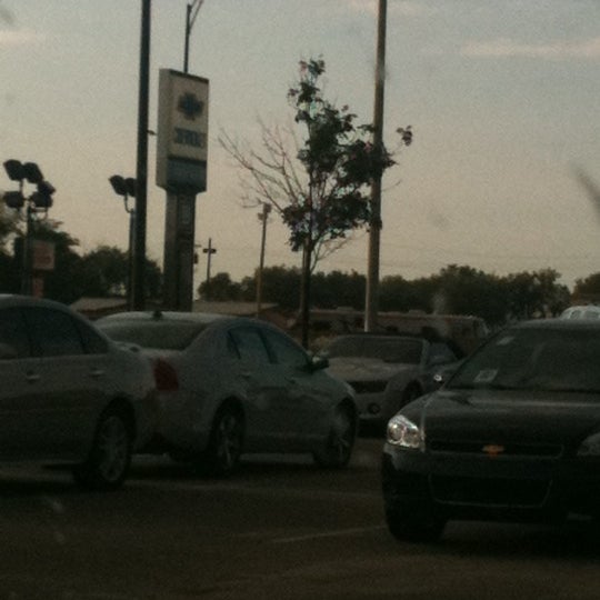 Davis Moore Chevrolet Car Dealership