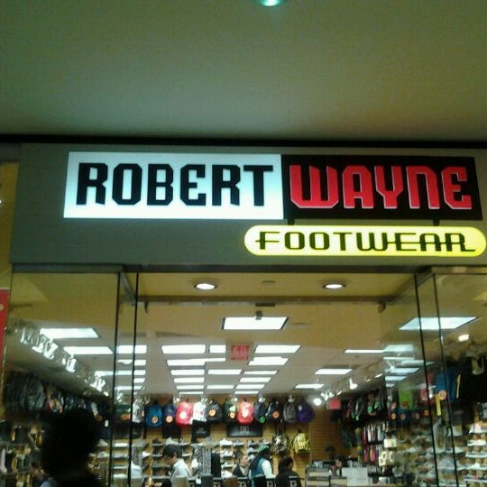 Robert wayne shop store