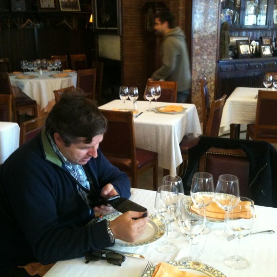 Foto tirada no(a) Restaurante Virrey Palafox por Juan Pablo T. em 11/30/2011