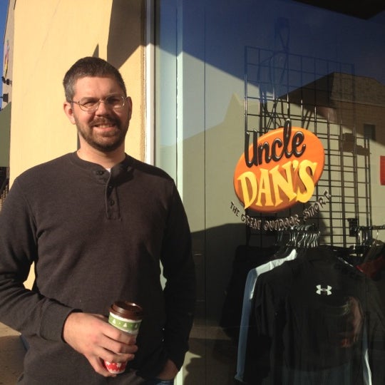 Uncle dan. Uncle dan. Uncle dan. Дядя дэн карусель. Uncle dan dispenser gonna up.