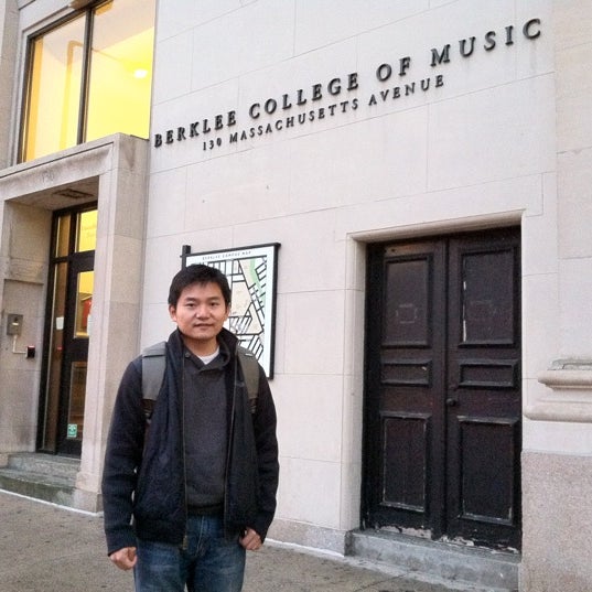Снимок сделан в Музыкальный колледж Беркли пользователем Joonseok O. 3/16/2012