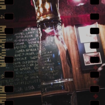 Foto diambil di Champion&#39;s Pub oleh Leah S. pada 3/22/2011