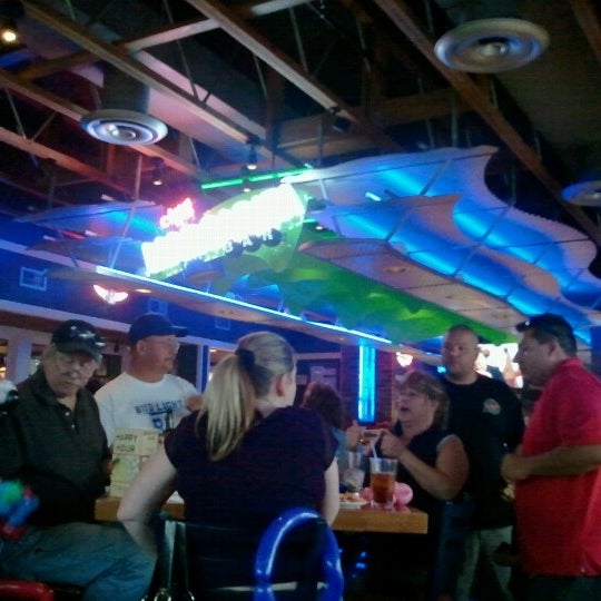 Photo taken at Chili&#39;s Grill &amp; Bar by Bryan V. on 8/4/2012