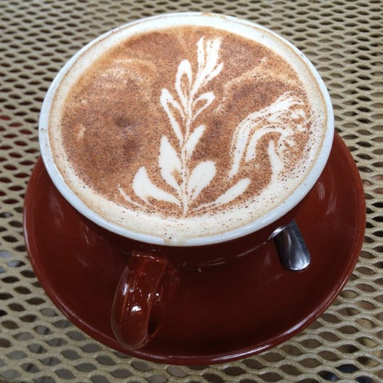 9/1/2012에 Micah M.님이 Sunflower Caffé Espresso &amp; Wine에서 찍은 사진
