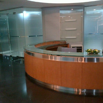 3/7/2012 tarihinde Nugrah R.ziyaretçi tarafından Medco Building'de çekilen fotoğraf