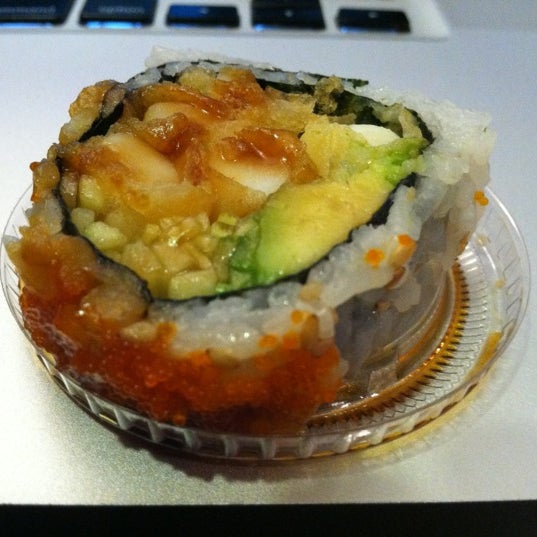Снимок сделан в Iron Sushi пользователем Phil T. 11/24/2011