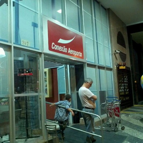 Foto diambil di Conexão Aeroporto oleh Luiz Antonio B. pada 10/29/2011