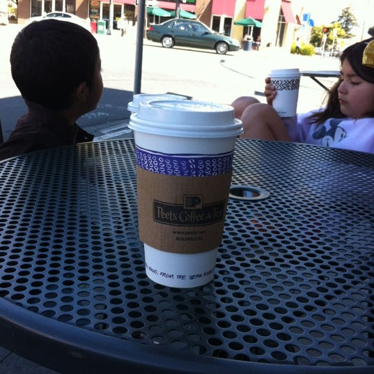 Photo taken at Peet&#39;s Coffee &amp; Tea by Angel R. on 3/10/2012